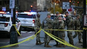 V centru Washingtonu byli postřeleni dva členové Národní gardy nedaleko Bílého domu.