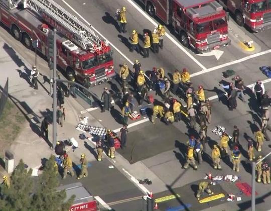 Nejméně 14 mrtvých si vyžádala střelba v centru pro postižené v Kalifornii.