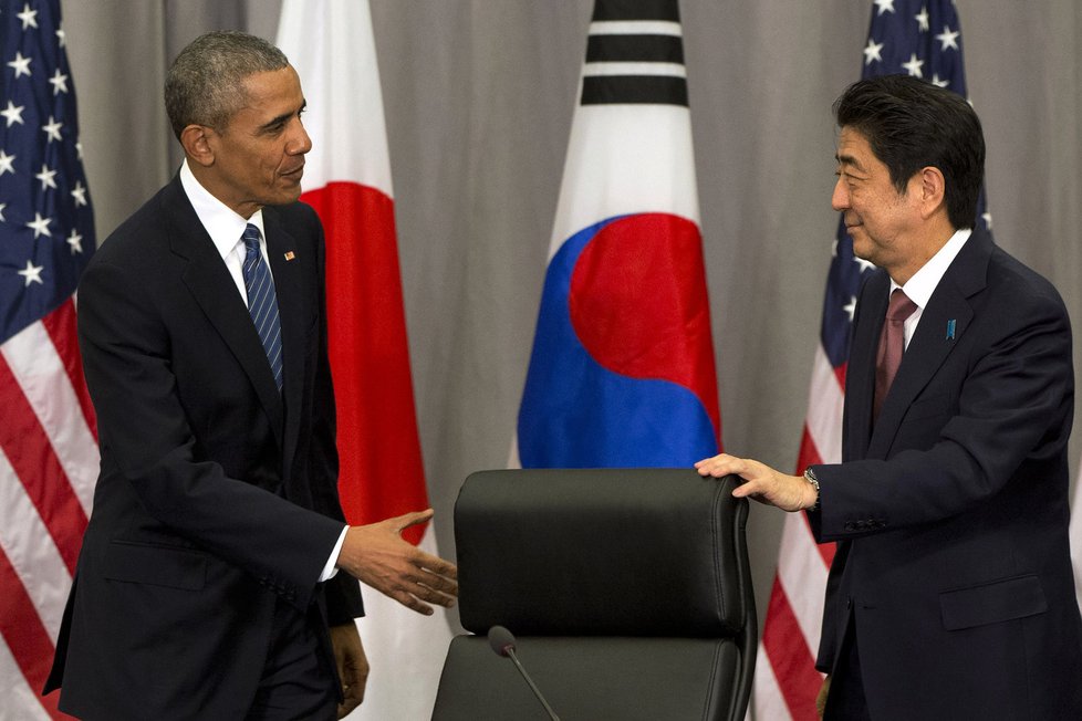 Americký prezident Barack Obama a japonský premiér Shinzo Abe