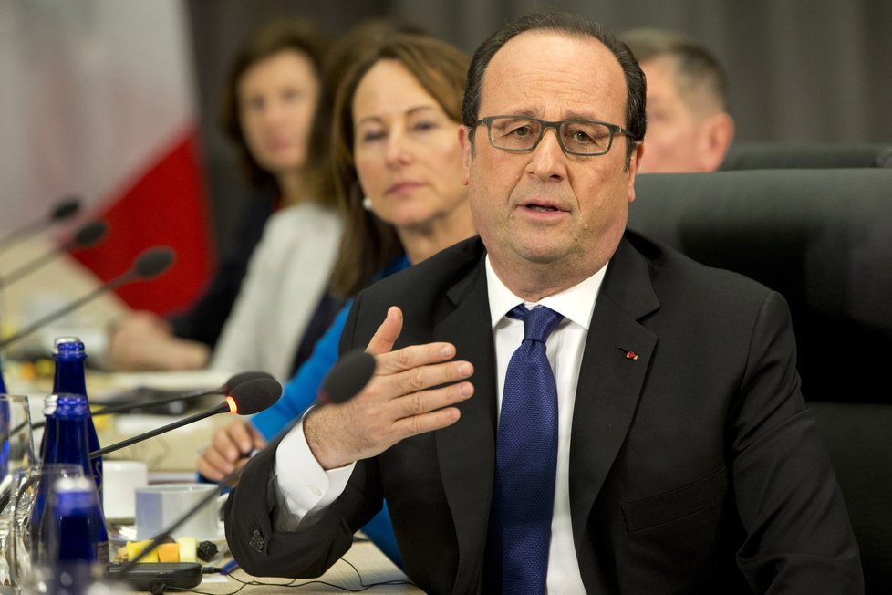 Debaty v Bílém domě na téma jaderné bezpečnosti a Sýrie se zúčastnil i francouzský prezident François Hollande.