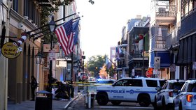 Teror v New Orleans: Šokující nález v domě pachatele. Souvisí útok s výbuchem Tesly?