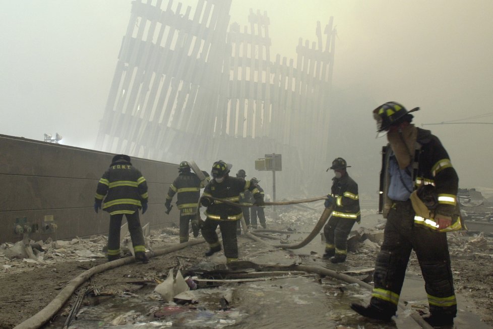 USA si připomněly 18 let od tragických útoků z 11. září 2001. Snímek z místa neštěstí.