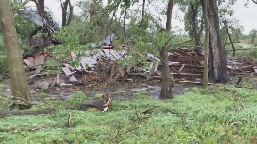 USA čelí náporu ničivých tornád, (29.05.2019).