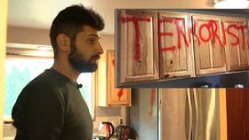 Afshar našel svůj domov poničený vandaly a plný nenávistného graffiti