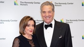 Nancy Pelosiová s manželem Paulem
