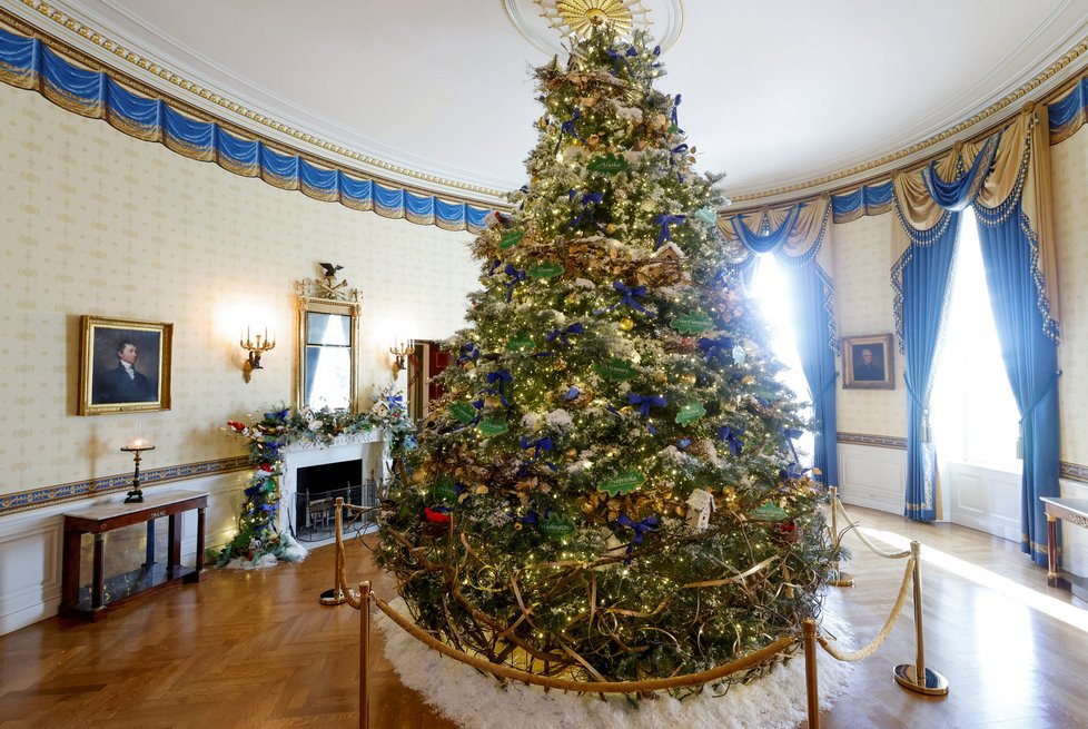 Vánoční dekorace v Bílém domě 2022.