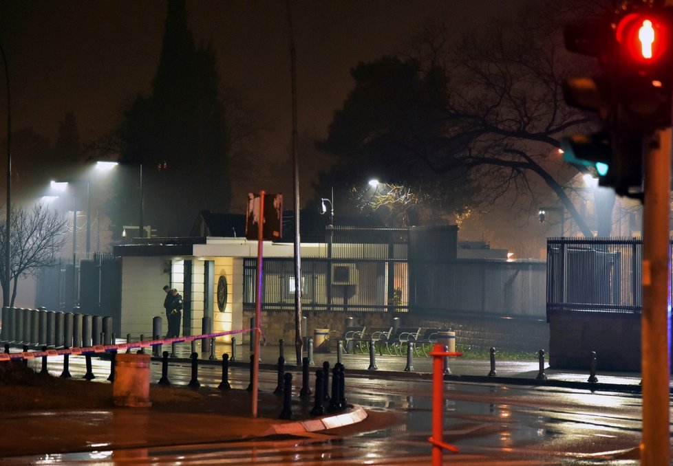 Neznámý útočník napadl trhavinou velvyslanectví USA v Podgorici
