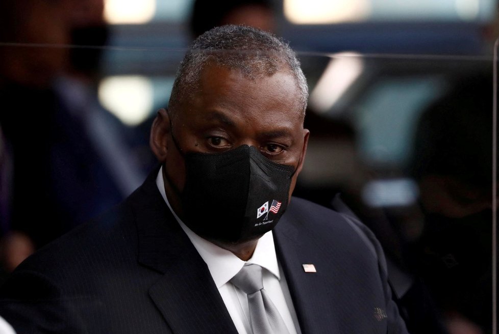 Americký ministr obrany Lloyd Austin.  Americký ministr obrany Lloyd Austin.