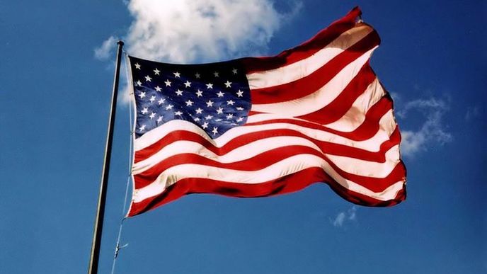 Americká vlajka (ilustrační foto)