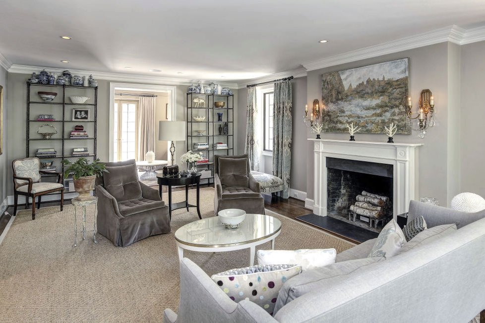 Nový dům Obamových ve Washingtonu: Většina místností v domě je laděna do šedo-bíla.
