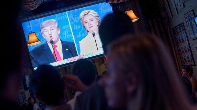 Poslední předvolební debata v Las Vegas. Poslední předvolební debata v Las Vegas.