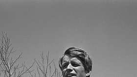 RFK během projevu na Kalifornské univerzitě v roce 1968.