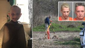 Z vraždy pětiletého AJ Freunda byli obviněni jeho rodiče, po chlapci se týden pátralo.