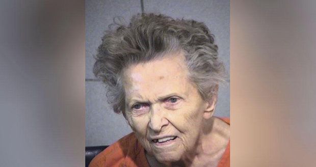 Babička (92) zastřelila vlastního syna (†72): Chtěl ji umístit do domova důchodců