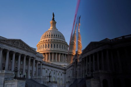 Ve Washingtonu lze navštívit i významná místa jako Bílý dům či Kapitol.