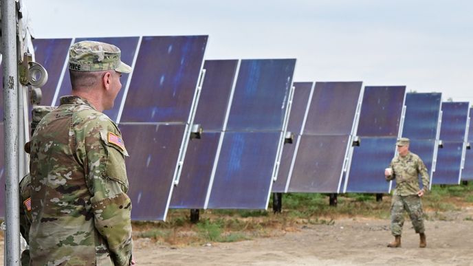 Americká armáda se zajímá o projety, které jí mají pomoci k energetické soběstačnosti. Americká armáda se zajímá o projety, které jí mají pomoci k energetické soběstačnosti.
