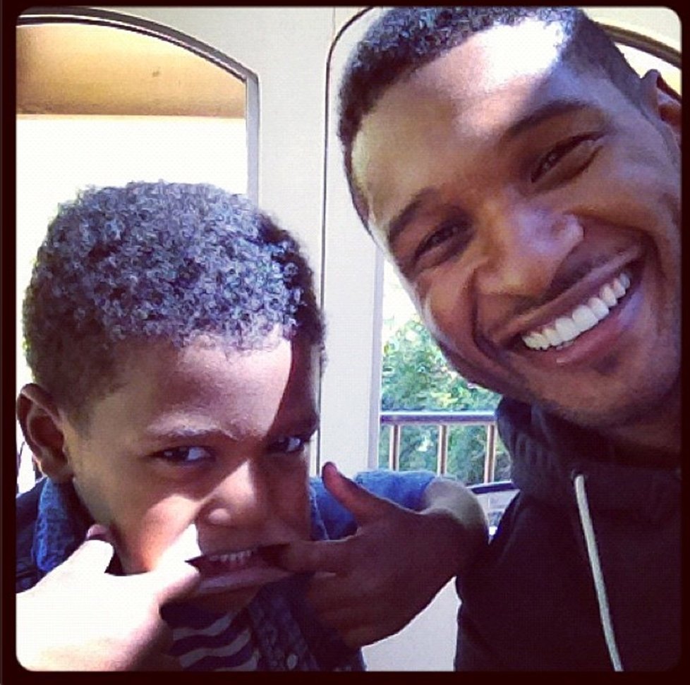 Usher se synem