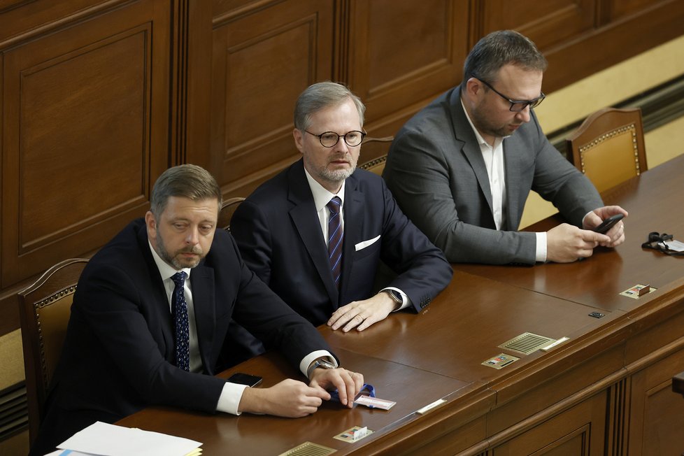 Projednávání úsporného balíčku ve Sněmovně: Rakušan, Fiala a Jurečka (7. 9. 2023)