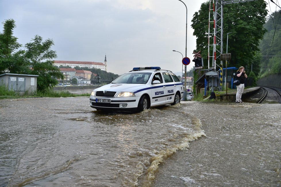 Silné deště a bouřky zaplavily části Ústeckého kraje (17.7.2021)