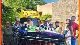 Paní Iveta si přála výlet do zoo, pomohla Sanitka snů.