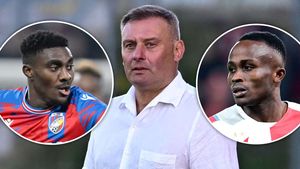 Kouč Ústí se zastal Žitného a vyrazí do Afriky pro posily. Spojkou agent Durosinmiho Kouč Ústí se zastal Žitného a vyrazí do Afriky pro posily. Spojkou agent Durosinmiho
