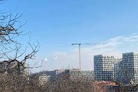 Konec jedné éry: Z žižkovského panoramatu navždy zmizel „pražský Mordor“