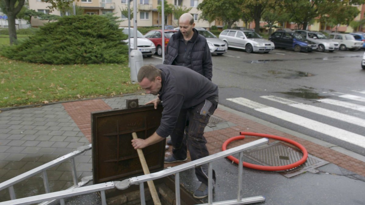 Utajený šéf pohořel. Nezvládl práci svých zaměstnanců.