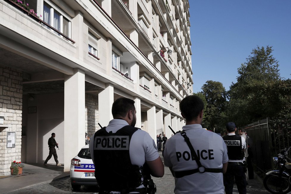 V Paříži v minulosti došlo k útoku na skupinu vojáků