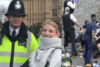 Mrazivé foto: Hrdinný policista se vyfotil s turistkou, za chvíli byl mrtvý