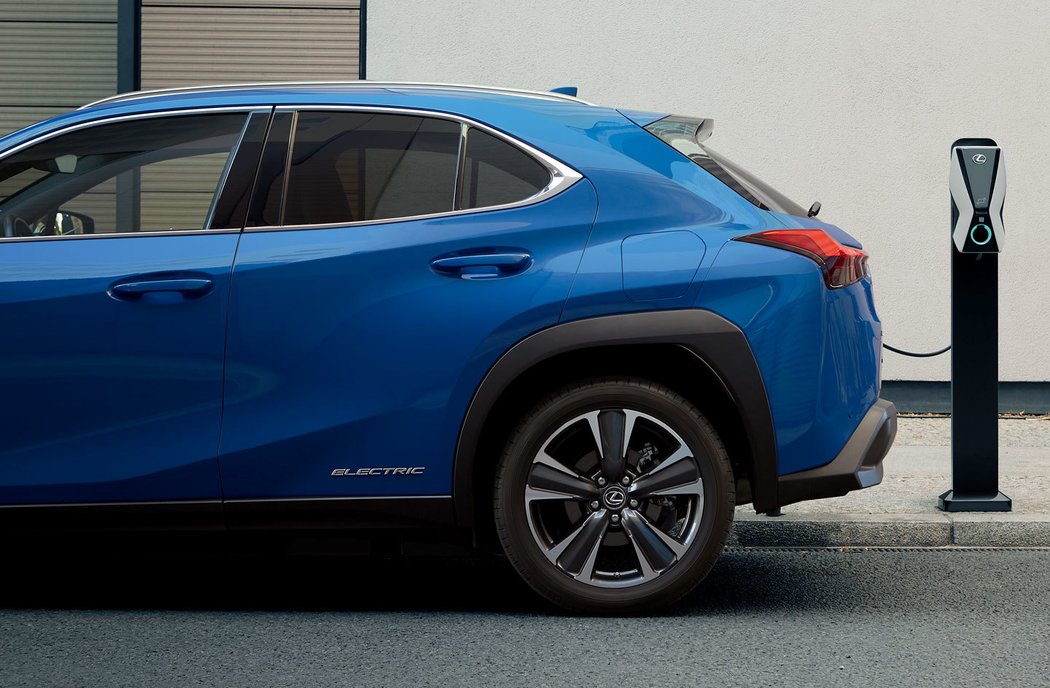 Lexus UX 300e