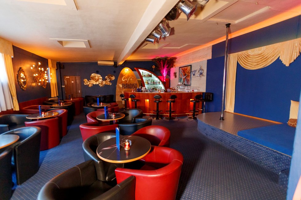 V těchto místnostech pražského Clubu Paradiso dovádějí hosté každou středu, pátek a sobotu.