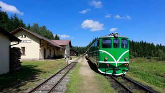 Úzkokolejka láká víc než Orlík. Svezlo se přes sto tisíc turistů