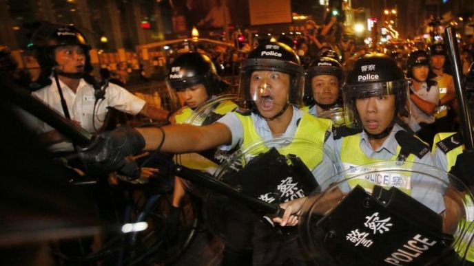 V Hongkongu propukly nové protesty