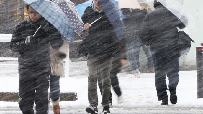 V Tokiu napadlo nejvíce sněhu za 45 let