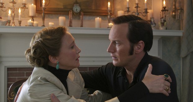 Záběry z hororového snímku V zajetí démonů 2 (The Conjuring 2)