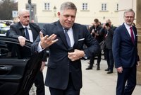 Válečný kabinet! Jen samé zbraně a žádný mír. Fico dál kritizuje Brusel kvůli pomoci Ukrajině