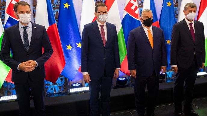 Schůze premiérů V4 v Polsku. Schůze premiérů V4 v Polsku.