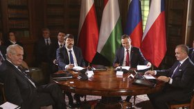 Setkání prezidentů visegrádské čtyřky v Polsku