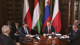Setkání prezidentů visegrádské čtyřky v Polsku