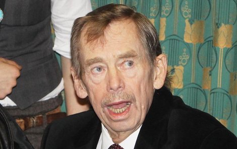 Podle lékařů by měl Václav Havel odpočívat jinde.