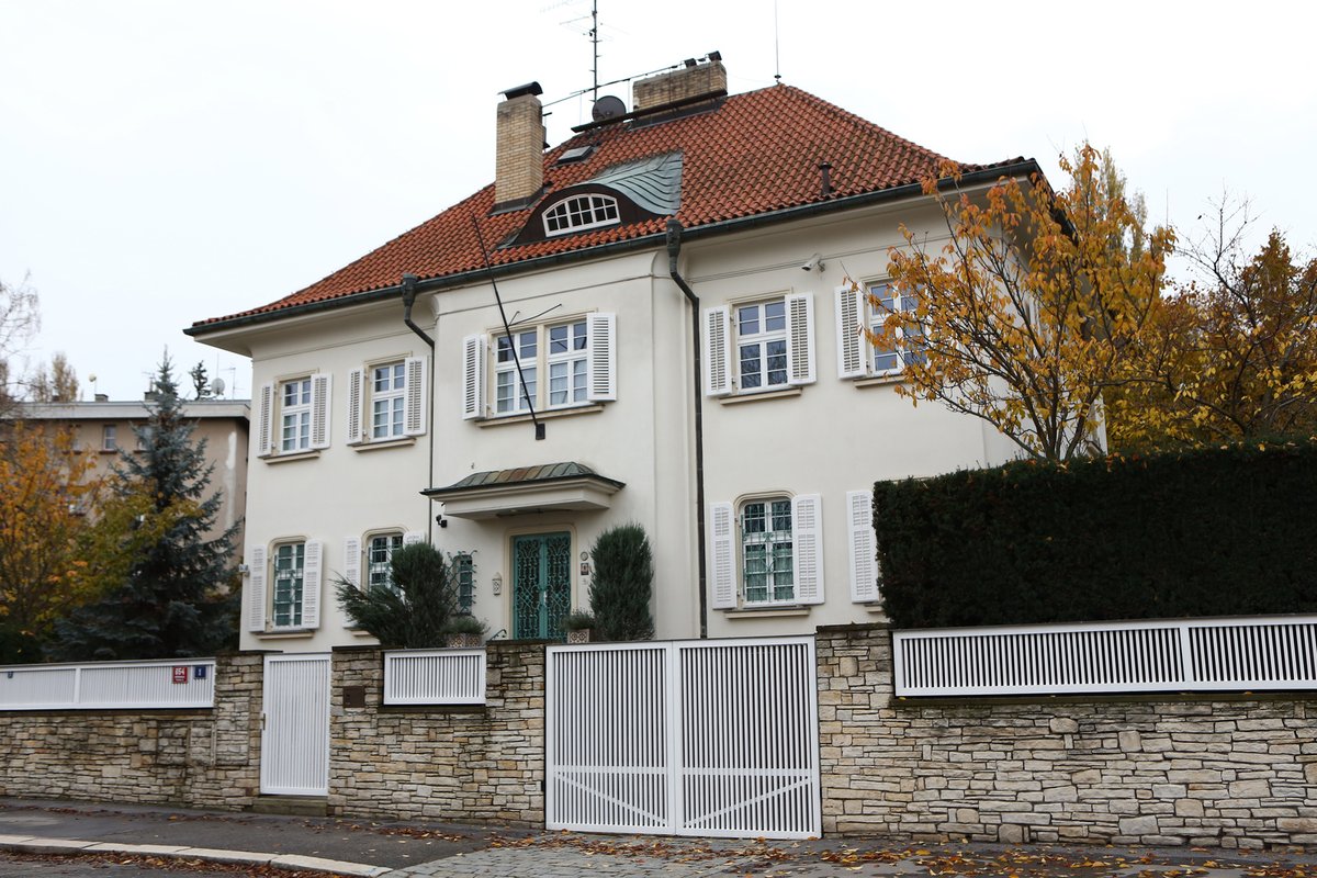 Střešovická vila, kde spolu Dagmar a Václav Havlovi dlouhá léta žili.