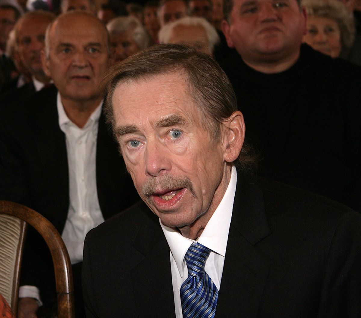 Václav Havel, Klaus, knihovna, krádež