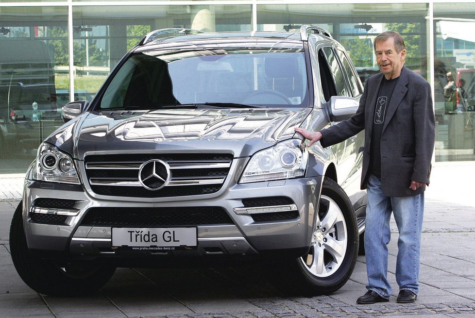 Poslední mercedes si Havel pořídil loni v červnu