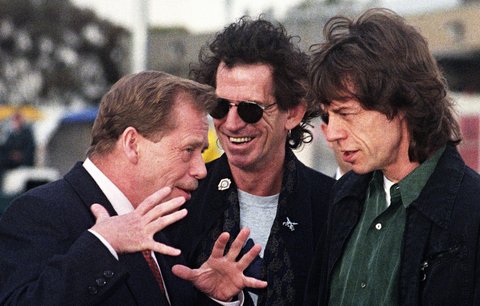 Před 36 lety u nás hráli poprvé Rolling Stones. Kde skončily peníze ze vstupného?