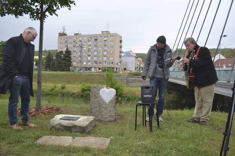 V Židlochovicích na Moravě odhalili Havlovo srdce