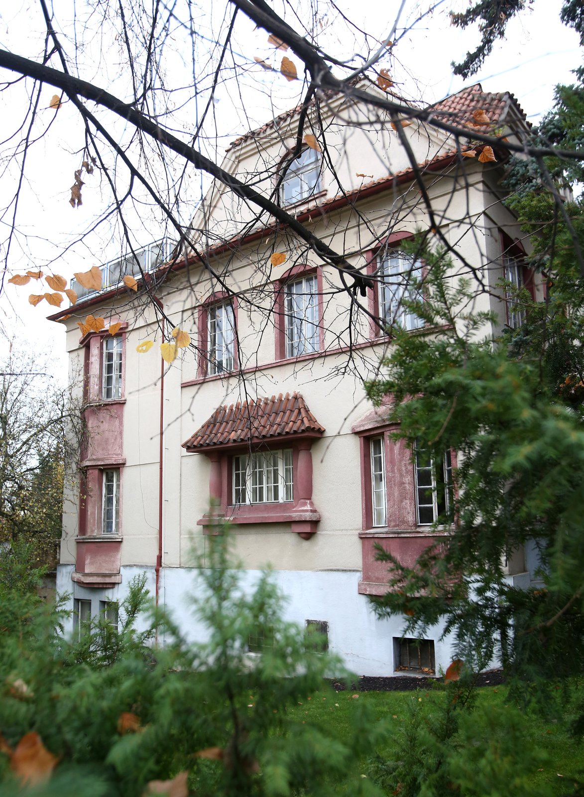 Bakalova vila v Praze 6
