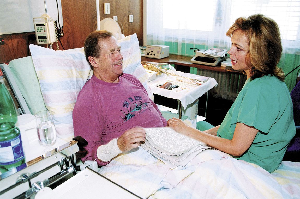 Dagmar Havlová trávila v nemocnicích s Václavem téměř každý den.