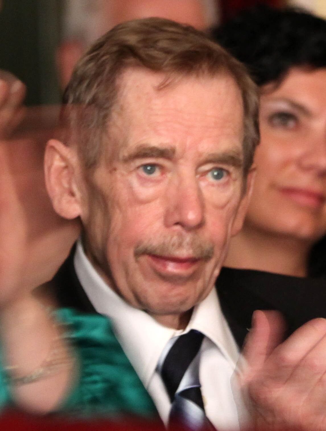 Václav Havel (†75)