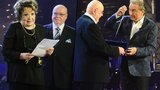 Velkolepá oslava 80. narozenin Hybše: Zlatá taktovka od Gotta a milostný dopis pro Bohdalovou