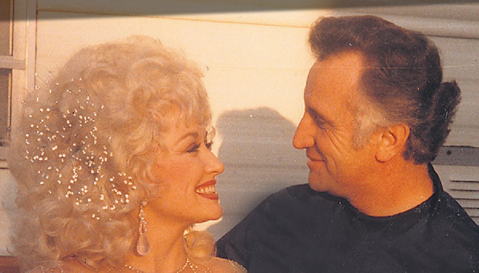 S Dolly Parton při natáčení komedie Od devíti do pěti (Nine to Five).